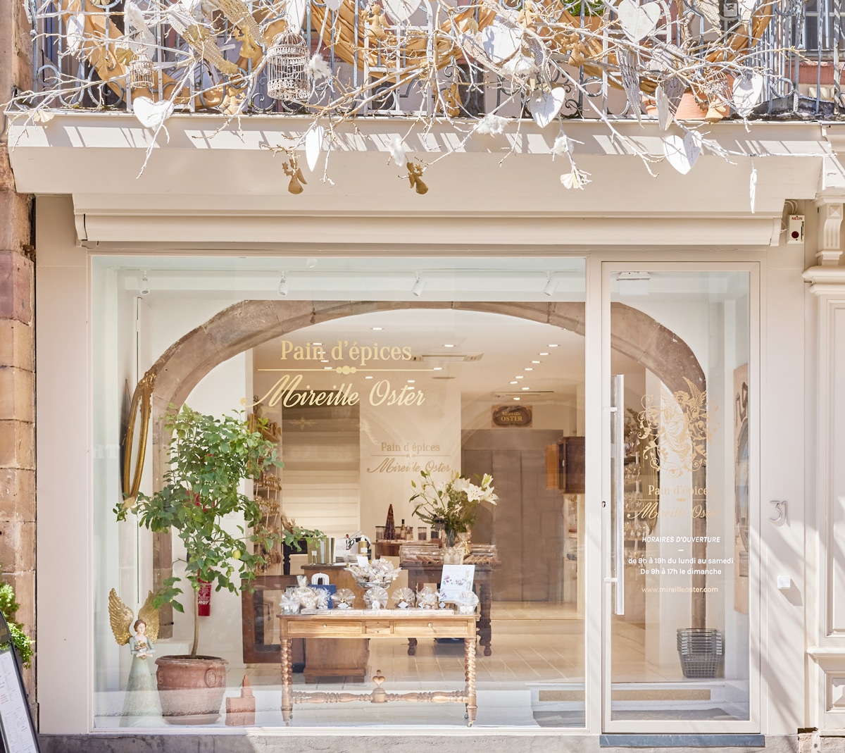 Boutique-rue-des-moulins